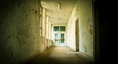 DILAPIDATED SCHOOL opt